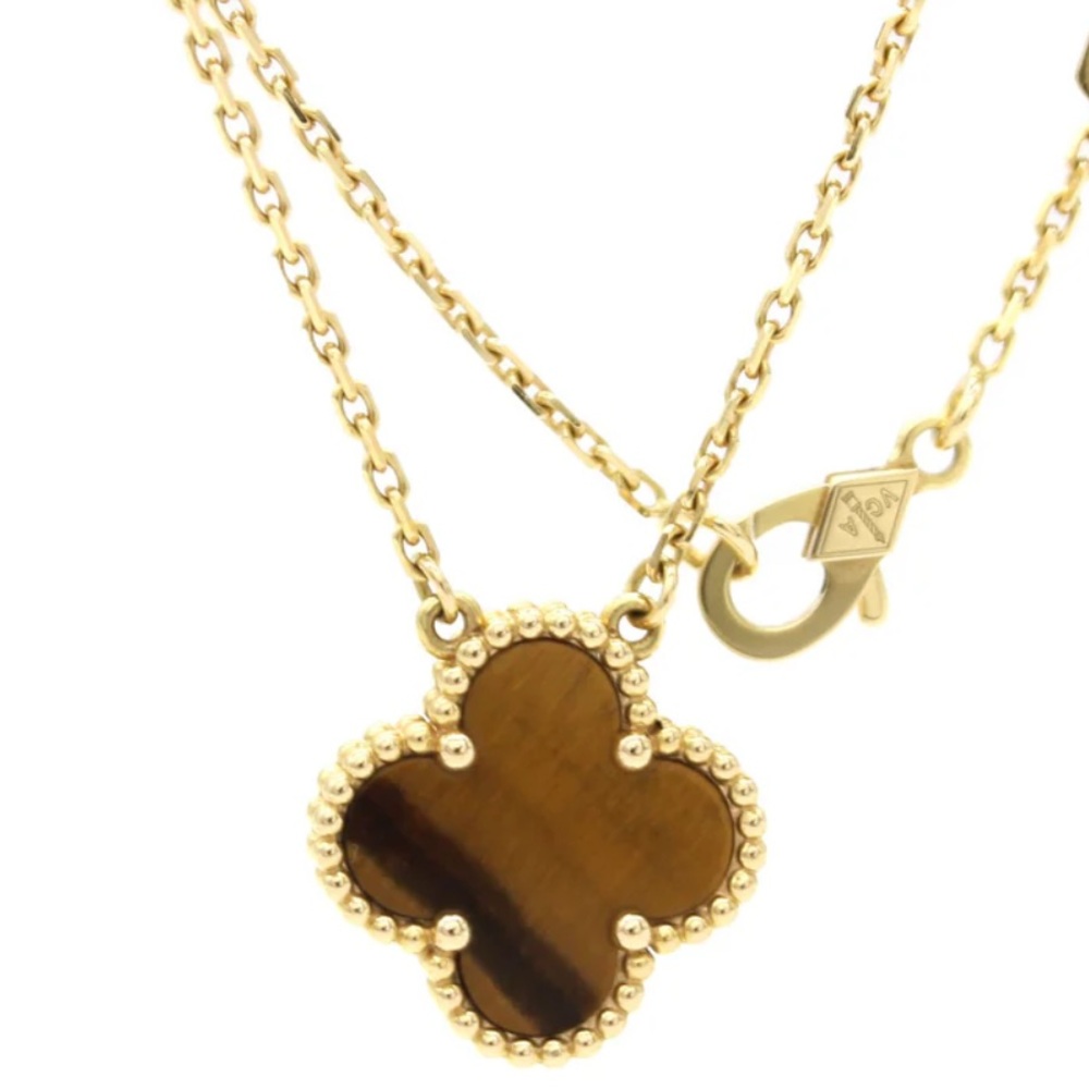 Cloverleaf one motif Yellow Gold Tiger Eye Necklace

Waterproof - Picture 7 of 7